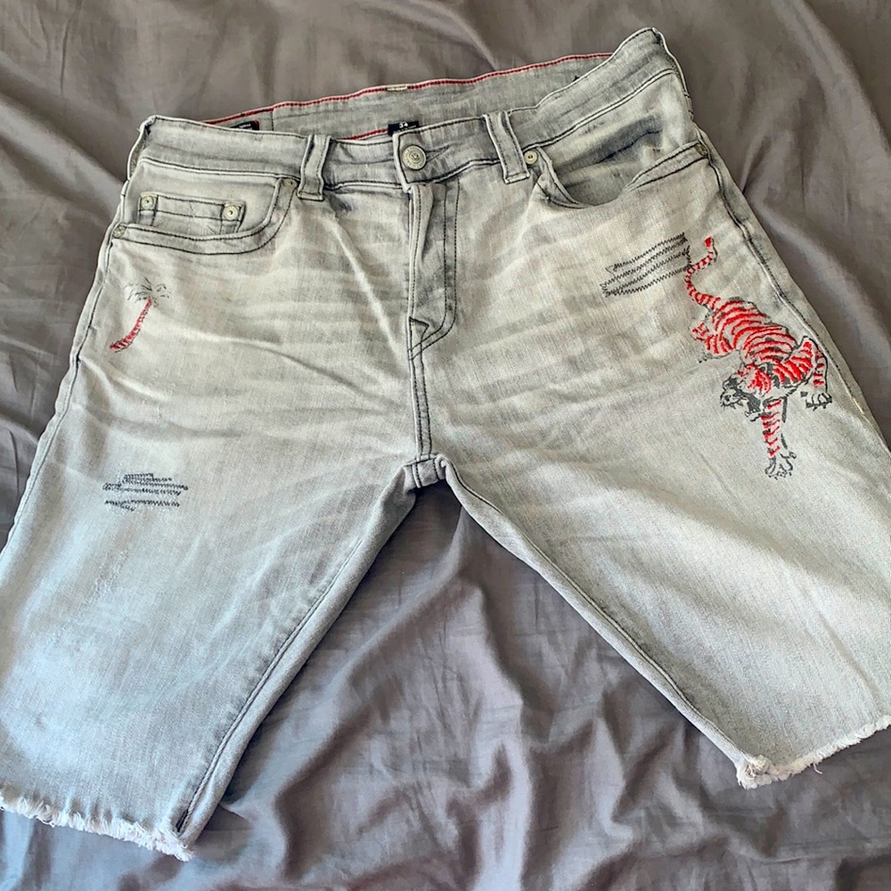 True Religion Shorts Size 34